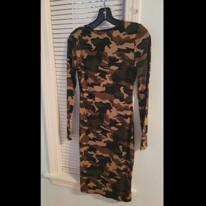 Midi camouflage dress
